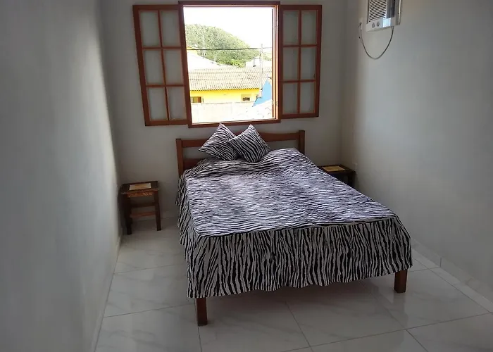 Casa Temporada Em Buzios, Bairro Residencial Familiar
